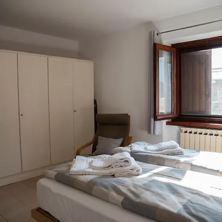 בית הארחה Cascina Pirondini *